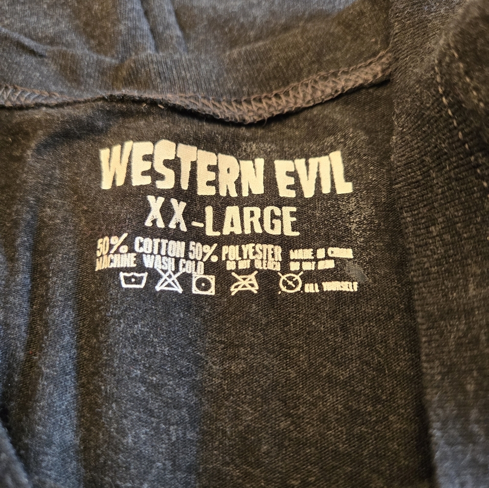 Western Evil Black and White GraphicTee with Skull Design Size XXL - Picture 2 of 10